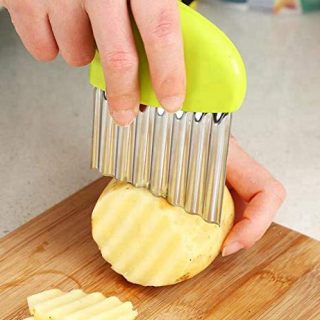Crinkle Cutter Cutting Tool French Fry Slicer Potato Cutter Fruit Vegetable Wavy Chopper Knife Stainless Steel Random Color