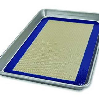 USA Pan Bakeware Nonstick Half Sheet Pan and Silicone Mat Set, 1 EA