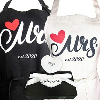 Aprons Gift Set with His and Hers Aprons,Mr. and Mrs. Est. 2020 Kitchen Cooking Set with Gift Box, Funny Cooking Bibs for Wedding Marriage Newlyweds Set of 2(MR&MRS 2020)