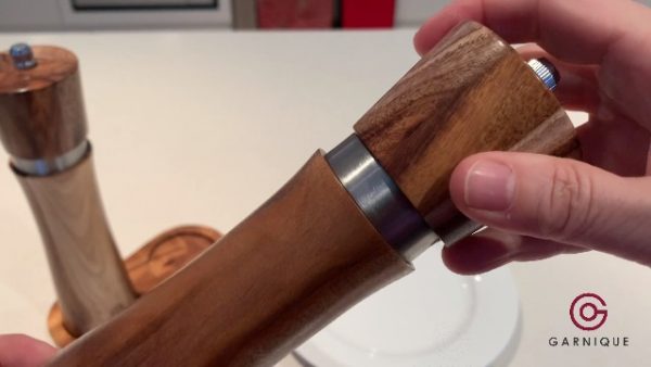 Wooden Salt and Pepper Grinders - Acacia wood salt and pepper grinder set - Image 7