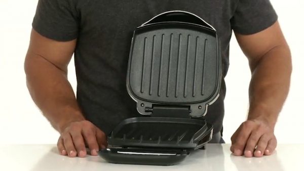 George Foreman 2-Serving Classic Plate Electric Indoor Grill and Panini Press - Image 7