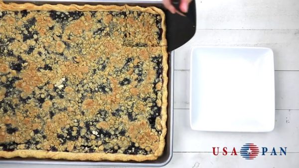 USA Pan Bakeware Jelly Roll Pan, Warp Resistant Nonstick Baking Pan - Image 7