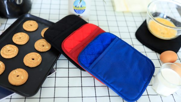 100% Cotton with Silicone Kitchen Everyday Basic Pot Holder - Image 7