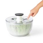 Oxo Good Grips 5 Quart Salad Spinner - Image 9