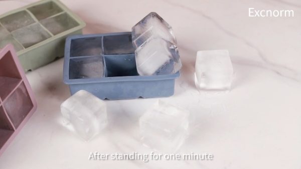 Large Size Silicone Ice Cube Molds with Removable Lids - Image 7
