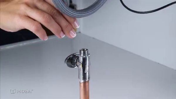 One-Handle High Arc Modern Pulldown Kitchen Faucet - Image 7
