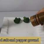 XQXQ Wood Salt and Pepper Mill Set - Image 7
