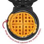 Belgian Waffle Maker Chefman Anti-Overflow - Image 2